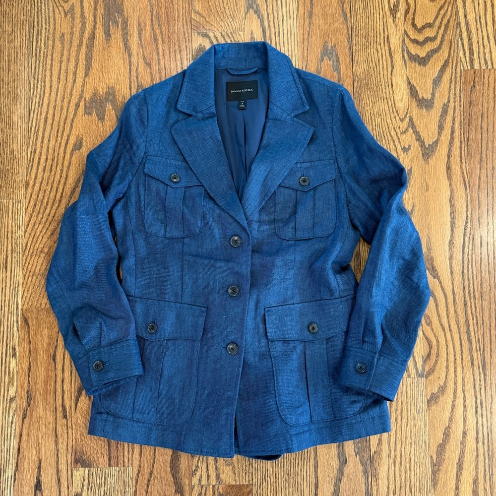 Banana Republic Women’s Blue Linen Heritage Utility Belted Blazer - Picture 2 of 4